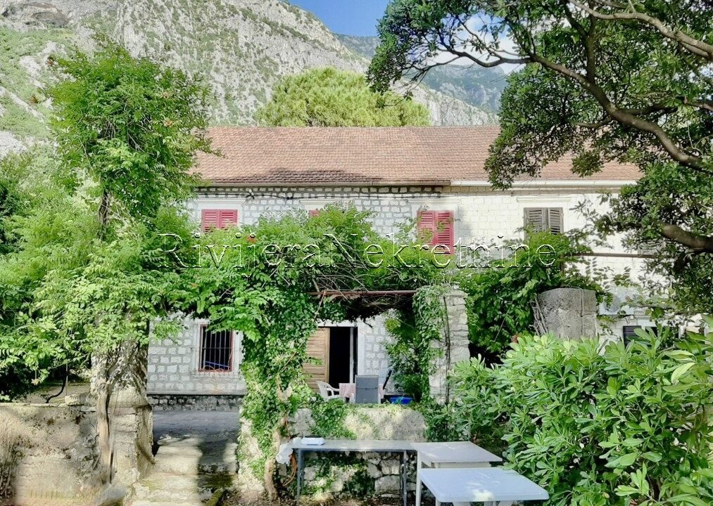prodaja_Sale_Rivijera_Nekretnine_oglasi_Ads_Kotor_Dobrota_Boka_bay_Boka_kuca_house_stone_house_ (1)