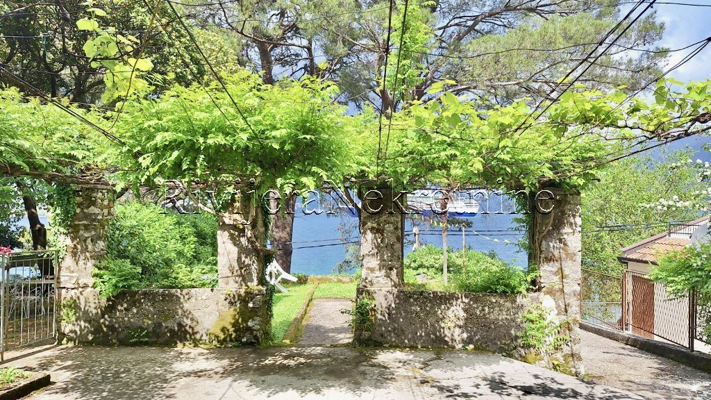 prodaja_Sale_Rivijera_Nekretnine_oglasi_Ads_Kotor_Dobrota_Boka_bay_Boka_kuca_house_stone_house_ (3)