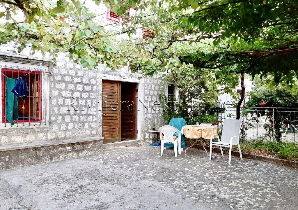 prodaja_Sale_Rivijera_Nekretnine_oglasi_Ads_Kotor_Dobrota_Boka_bay_Boka_kuca_house_stone_house_ (5)