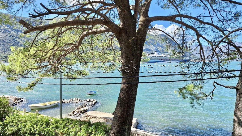 prodaja_Sale_Rivijera_Nekretnine_oglasi_Ads_Kotor_Dobrota_Boka_bay_Boka_kuca_house_stone_house_ (6)