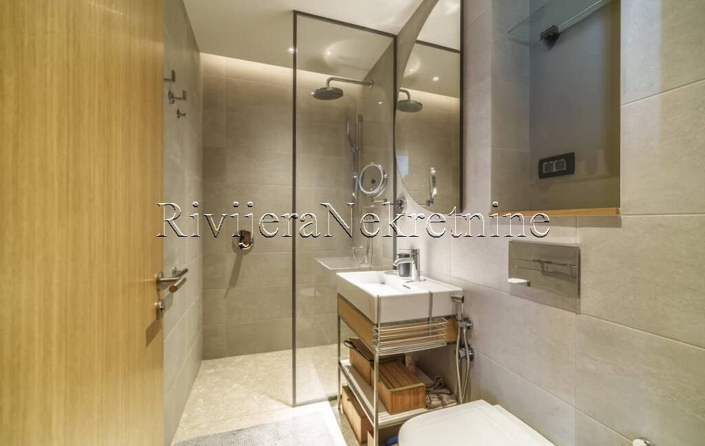 prodaja_sale_Rivijera_Nekretnine_ads_ad_prodaza_Tivat_portomontenegro_boka_ (23)