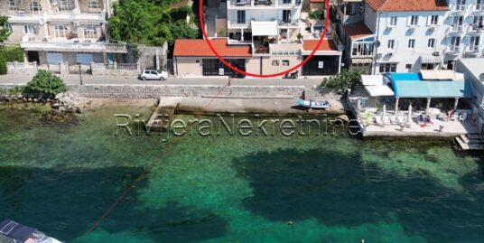 Luxury house first row to the Bijela sea