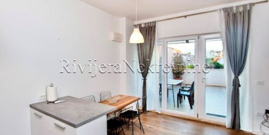 One-bedroom apartment for sale in Tivat Kalimanj