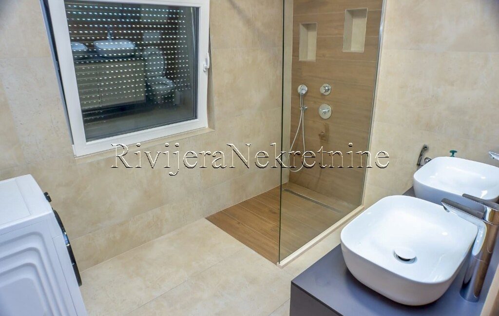 prodaja_prodaza_Tivat_sale_Rivijera_Nekretnine_Ads_ad_oglasi_oglas_ (2)