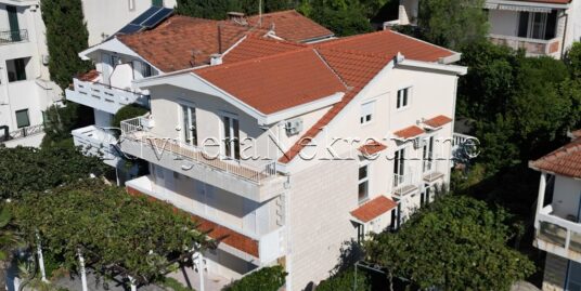 Semi-detached house first row to the sea Savina Herceg Novi