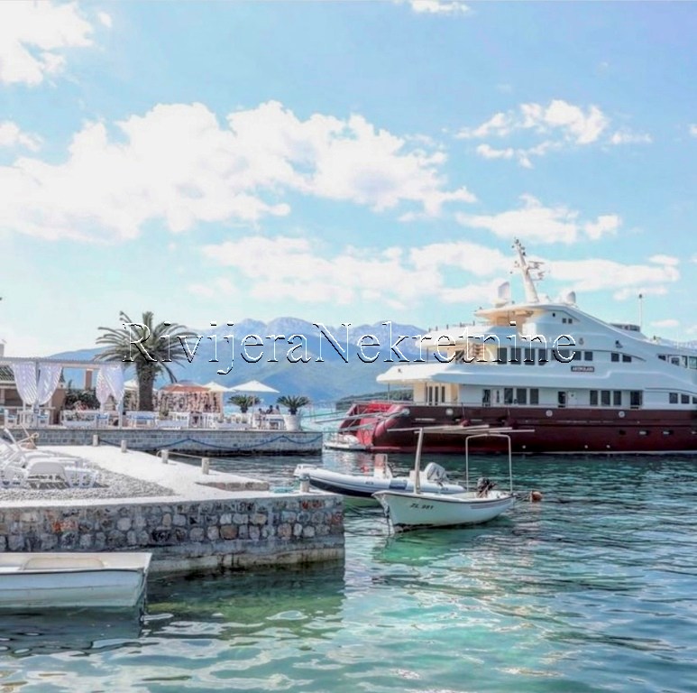 prodaja_Sale_Rivijera_Nekretnine_Ads_ad_Tivat_ kuca_vila_Tivat_Boka_Boka_bay_(1)
