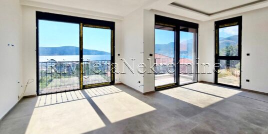 For sale new two-bedroom apartment in Tivat with a sea view