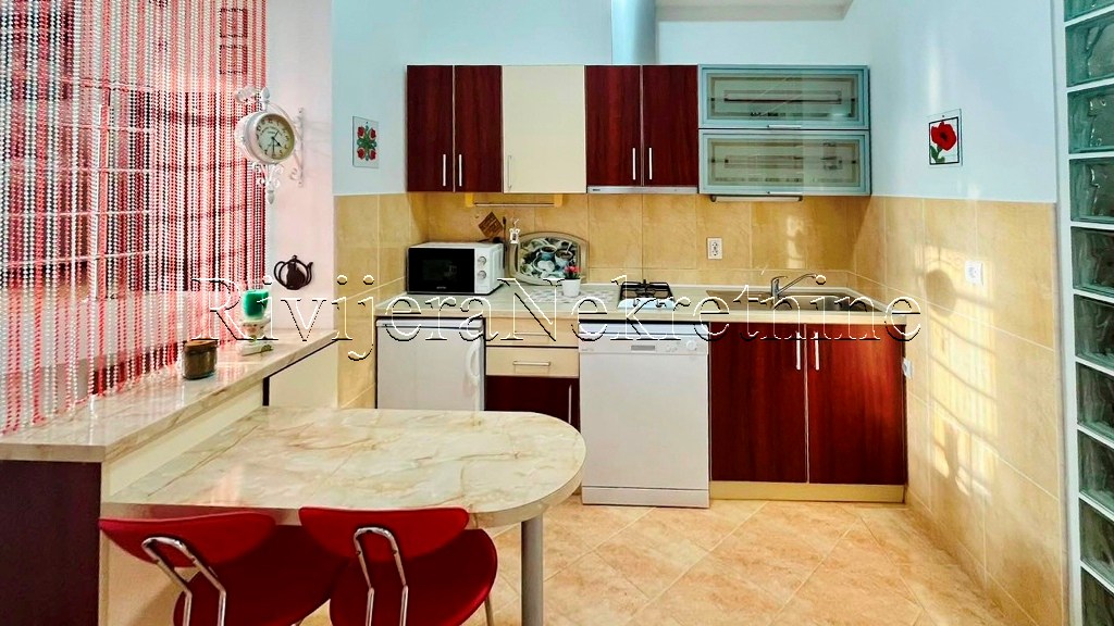 prodaja_sale_Rivijera_Nekretnine_Ads_Ad_Tivat_Boka_Boka_bay_prodaza_ (3)