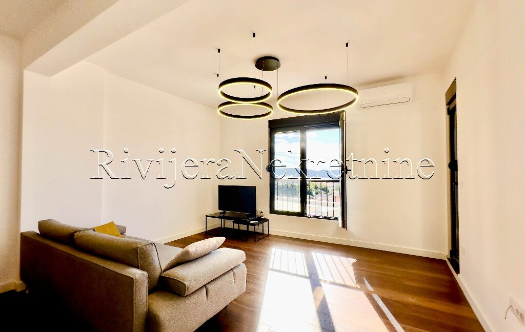prpdaja_SAle_Rivijera_Nekretnine_Ads_ad_oglasi_Tivat_Boka_Bay_real_Estate_Boka_ (8)