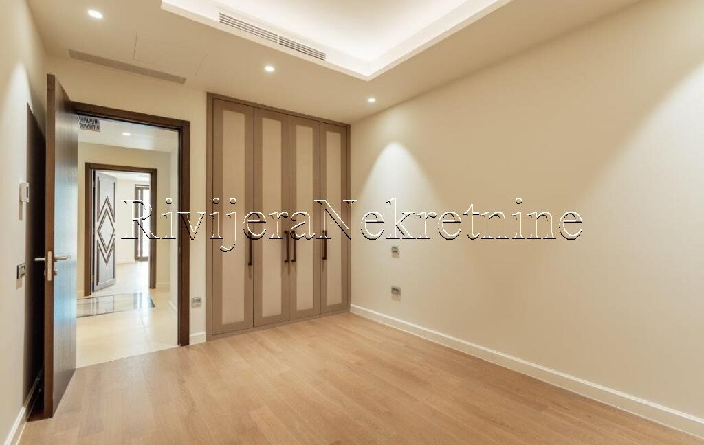 prodaja_Sale_Rivijera_nekretnine_Ads_Ad_oglasi_Kumbor_Herceg_Novi_PORTONOVI_Boka_bay_ (10)