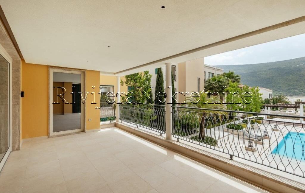 prodaja_Sale_Rivijera_nekretnine_Ads_Ad_oglasi_Kumbor_Herceg_Novi_PORTONOVI_Boka_bay_ (4)