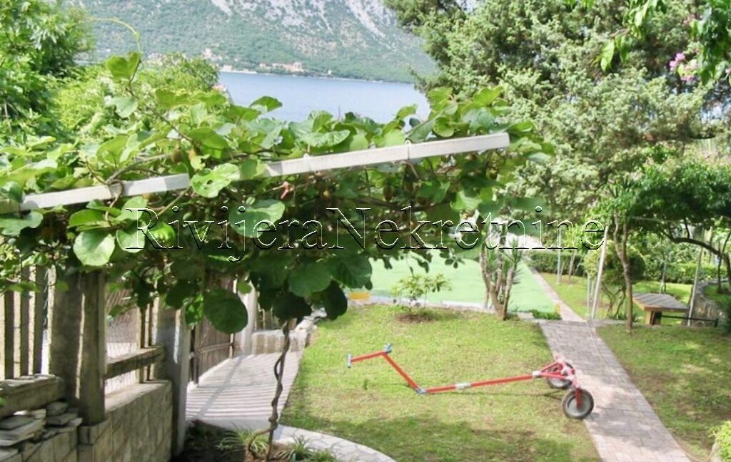 prodaja_Sale_rivijera_nekretnine_Ads_ad_oglasi_Stoliv_Kotor_boka_bay_boka_kotorska_Reaestate_ (9)