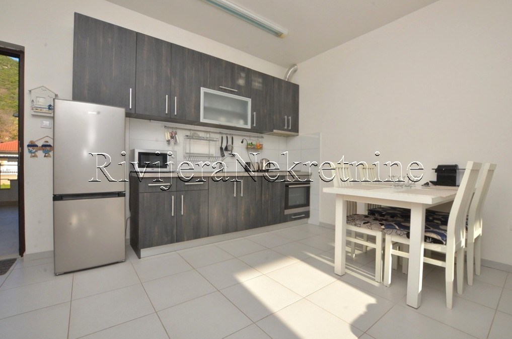 prodaja_prodaza_rivijera_nekretnine_Ads_ad_oglasi_Bijela_herceg_Novi_realestate_ (3)