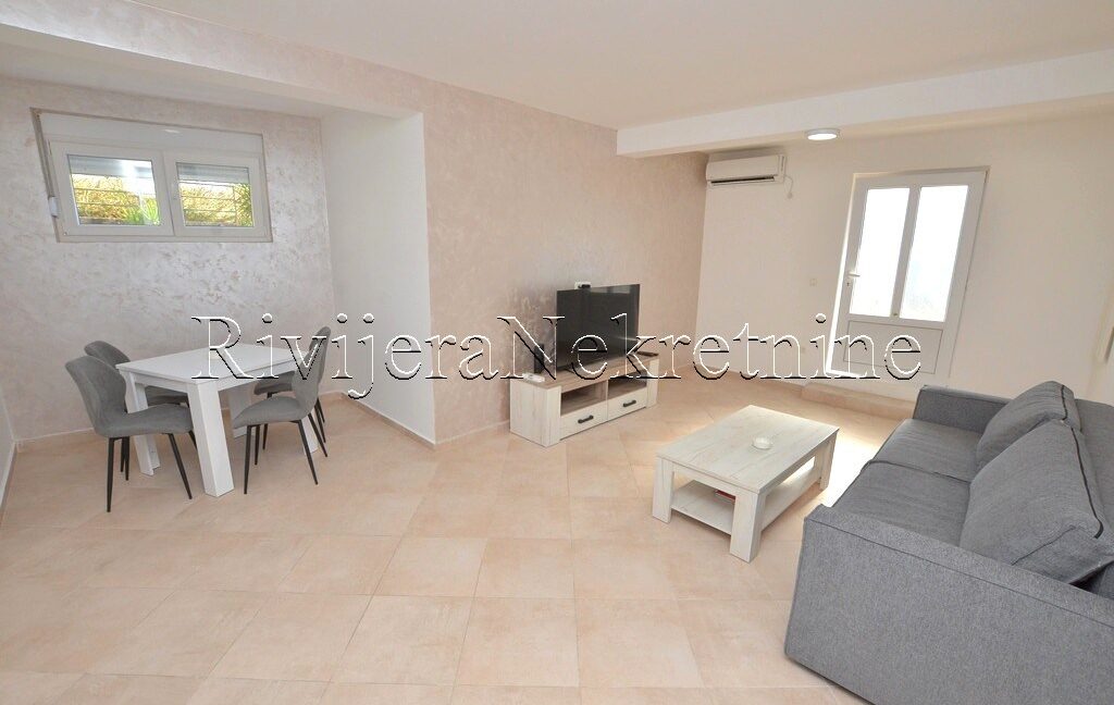 prodaja_sale_prodaza_Rivijera_Nekretnine_Ads_Ad_oglasi_Igalo_Herceg_Novi_stan_ (1)