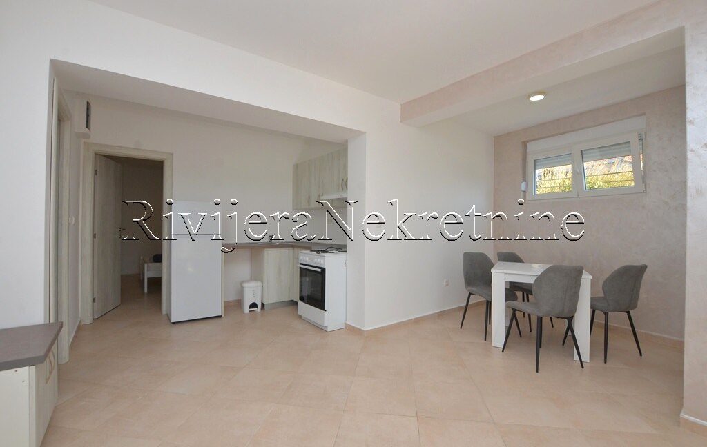 prodaja_sale_prodaza_Rivijera_Nekretnine_Ads_Ad_oglasi_Igalo_Herceg_Novi_stan_ (8)