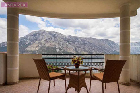 Luxury apartment in the village Stoliv, Kotor-Top Estate Montenegro