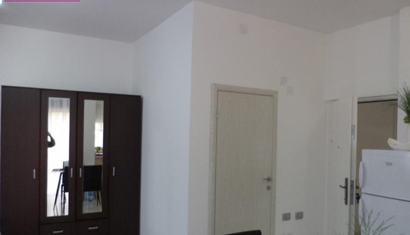 Studio apartman sa velikom terasom Lepetani, Tivat-Top Nekretnine Crna Gora