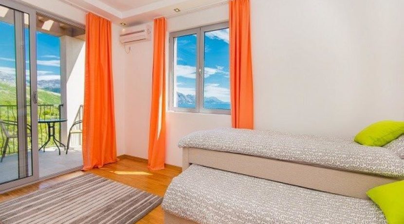 Nova vila sa bazenom Krimovica, Kotor-Top Nekretnine Crna Gora