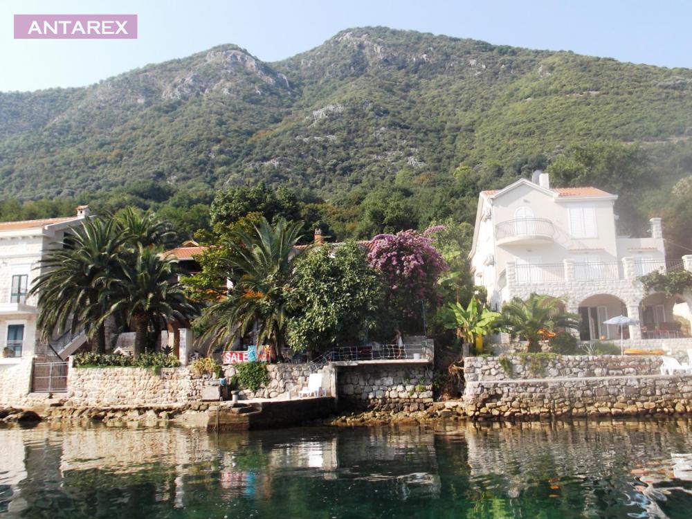Haus mit Bootsanlegeplatz Stoliv, Kotor
