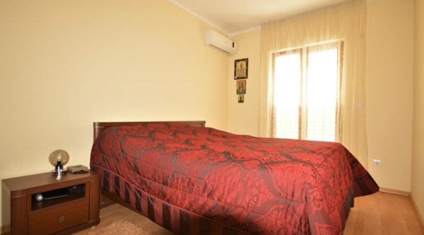 Neue Drei Zimmer Wohnung Igalo, Herceg Novi-Top Immobilien Montenegro