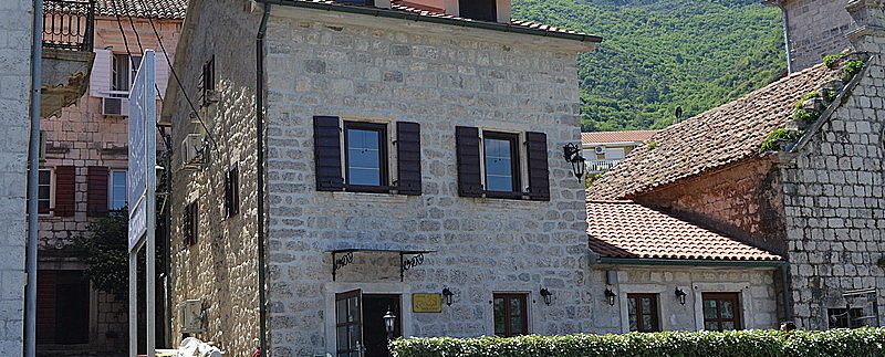 House for sale dobrota - Top Estate Montenegro