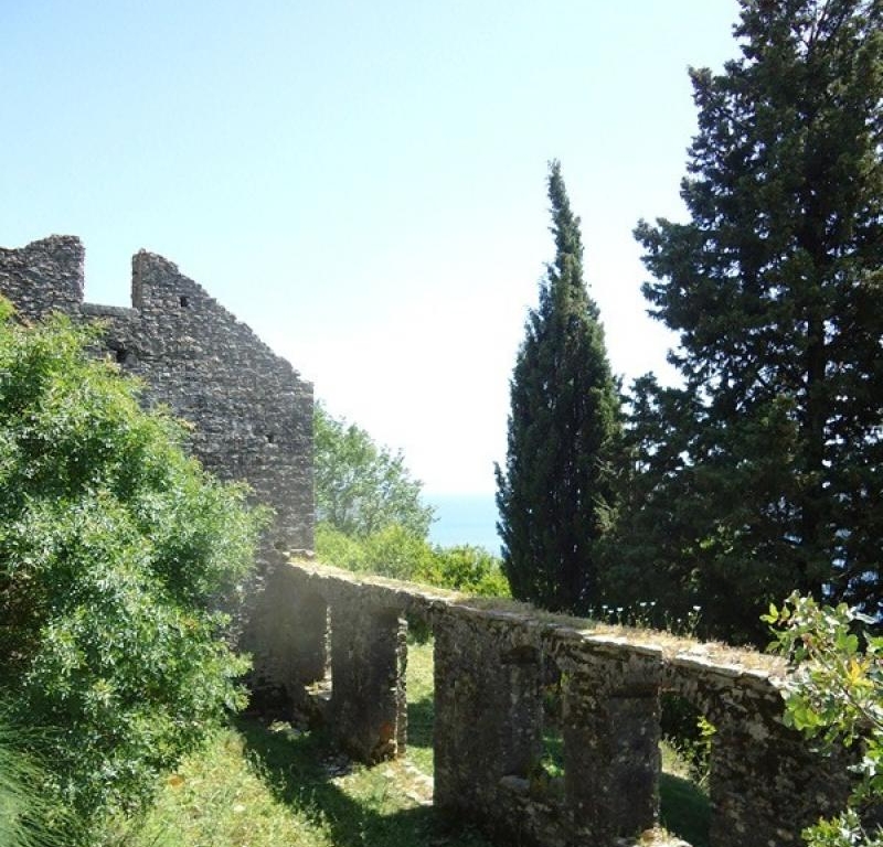 Plot with two ruins Spanjola, Herceg Novi