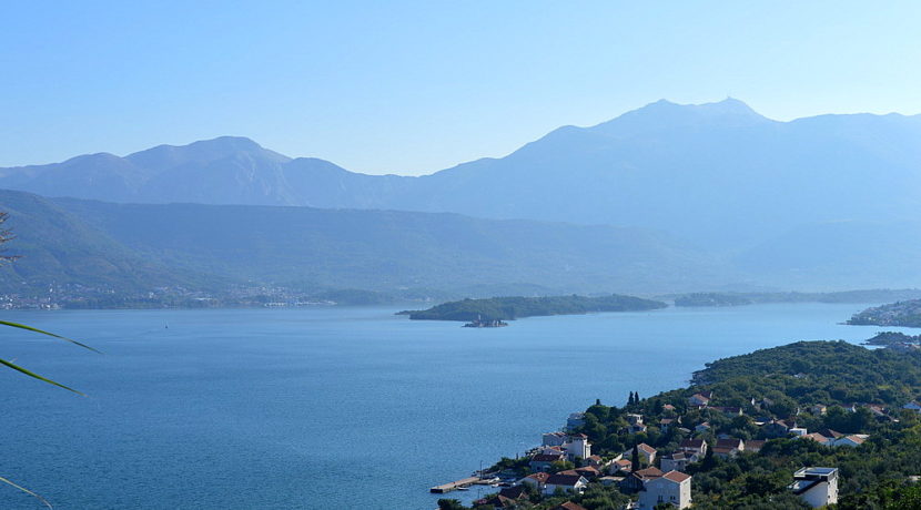 Property Krasici Tivat-Top Estate Montenegro