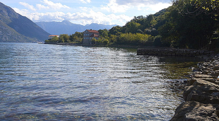 Real estate Kostanjica Kotor-Top Estate Montenegro