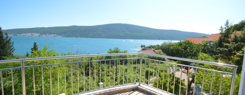 Terrace house Baosici Herceg Novi-Top Estate Montenegro