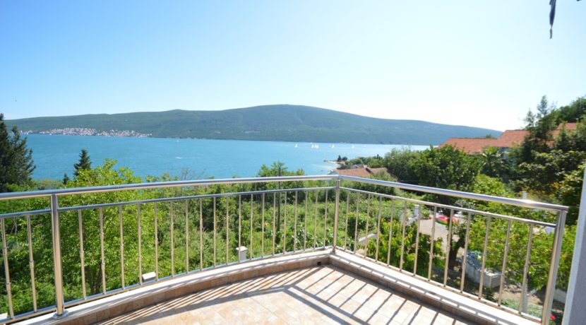 Terrace house Baosici Herceg Novi-Top Estate Montenegro