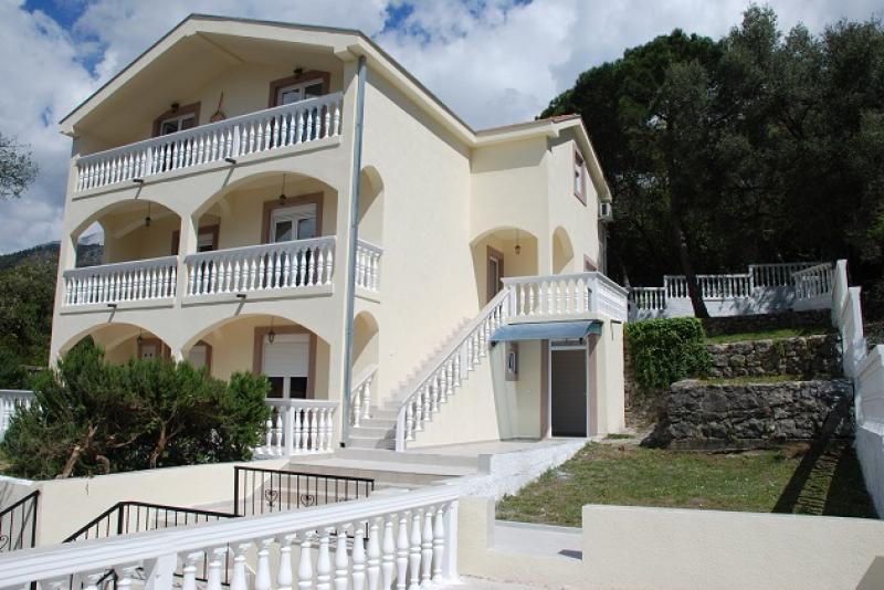 House for sale Topla 2, Herceg Novi TopEstateMontenegro