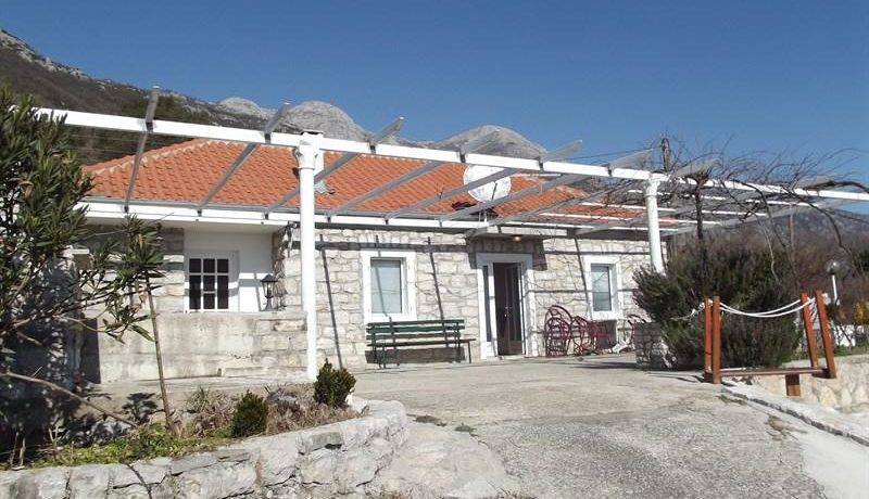 Property Podi Herceg Novi-Top Estate Montenegro