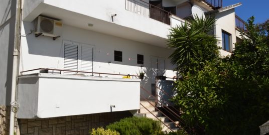 House in center of Herceg Novi