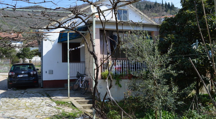 Immobilien Donja Lastva Tivat-Top Estate Montenegro
