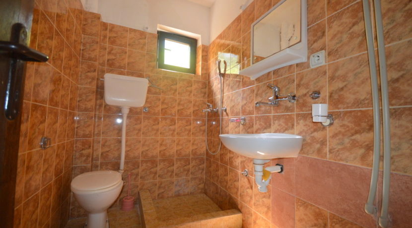 House Bathroom Prcanj Kotor-Top Estate Montenegro
