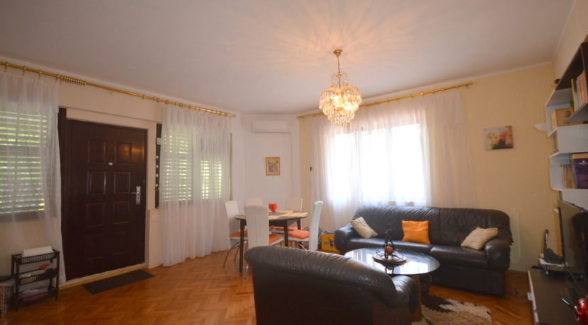 House Prcanj Kotor-Top Estate Montenegro