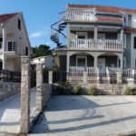 Immobilien Gradiosnica Tivat-Top Estate Montenegro