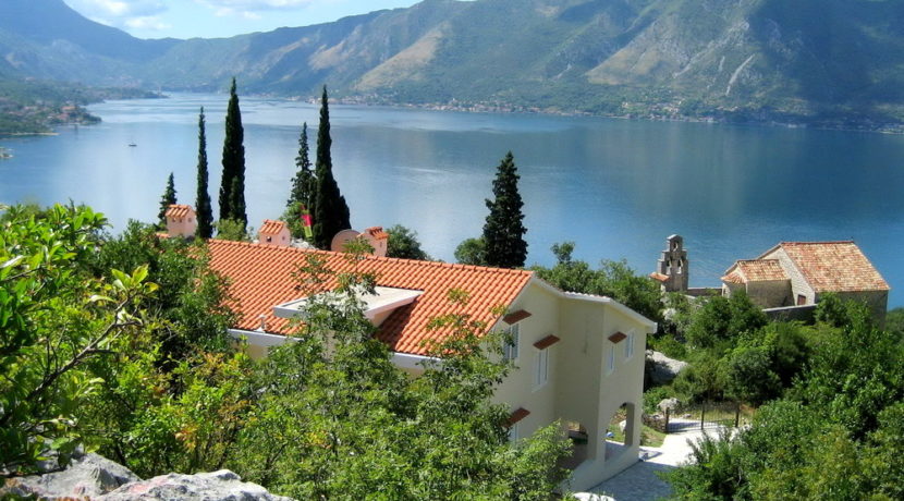 Nekretnine Orahovac Kotor-Top Estate Montenegro