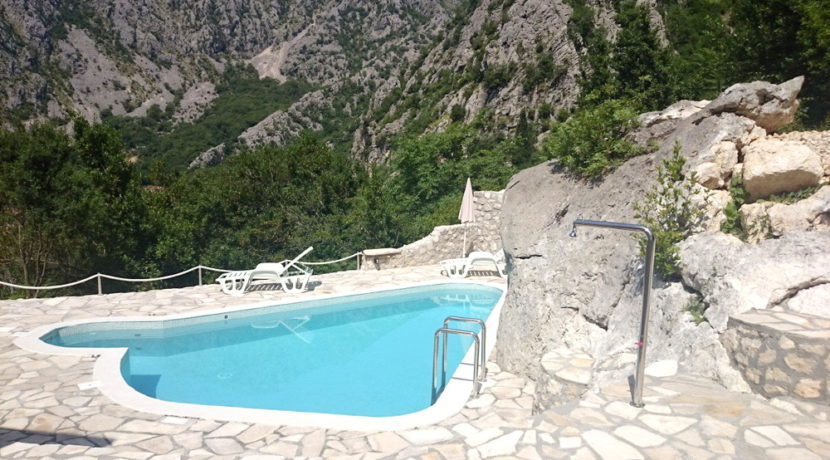 Vila Orahovac Kotor-Top Estate Montenegro