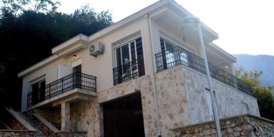 Villa with  sea view and swimming pool Risan, Kotor