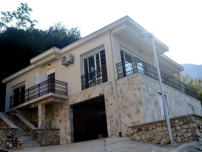Real estate Risan Kotor-Top Estate Montenegro