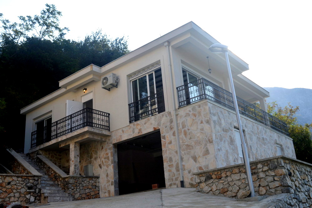 Villa mit Meerblick und Pool in Risan, Kotor
