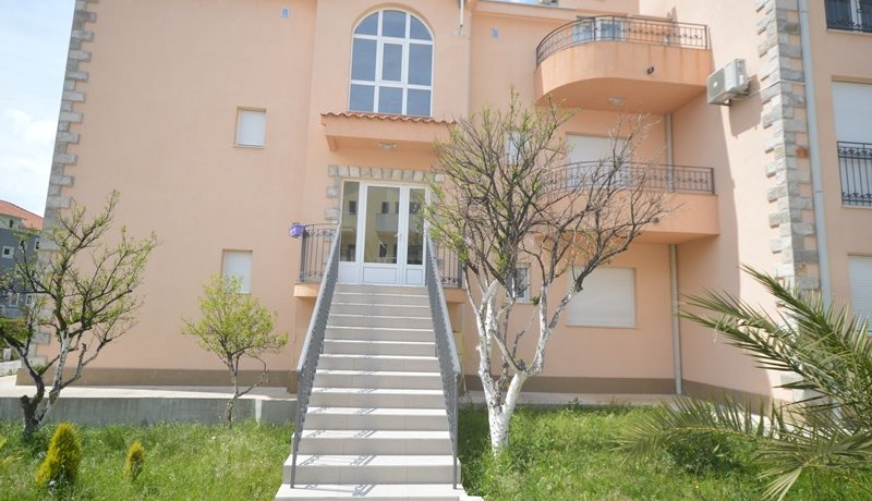 Immobilien Djenovici Herceg Novi-Top Estate Montenegro