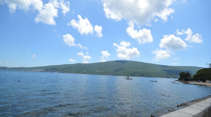 Nekretnine Baošići Herceg Novi-Top Estate Montenegro