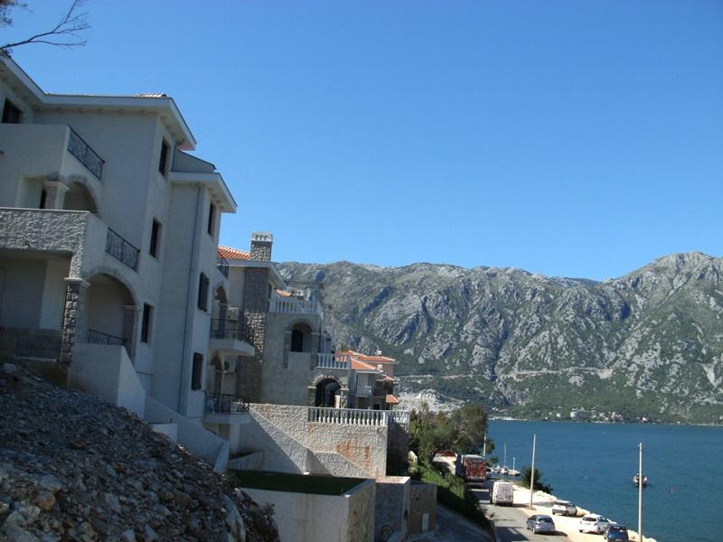 Neue Wohnung an der Küste in Kostanjica, Kotor