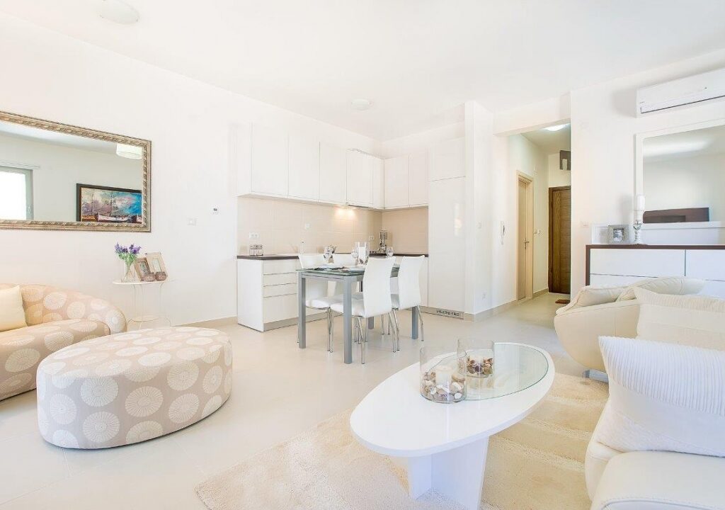 Exclusive Wohnungen Morinj, Kotor-Top Estate Montenegro