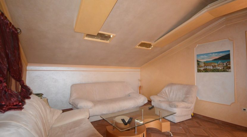 Penthouse apartment center Herceg Novi-Top Estate Montenegro