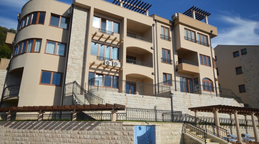 Property in modern complex Topla, Herceg Novi-Top Estate Montenegro
