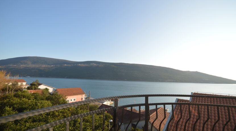 Dachgeschoss Wohnung Kumbor, Herceg Novi-Top Estate Montenegro