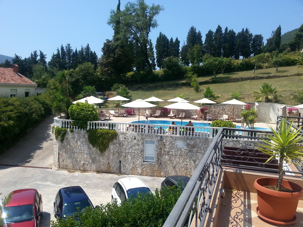 Wohnung in Anlage mit pool Baosici, Herceg Novi